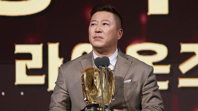 KIA 선수들 이름 부른 최형우 