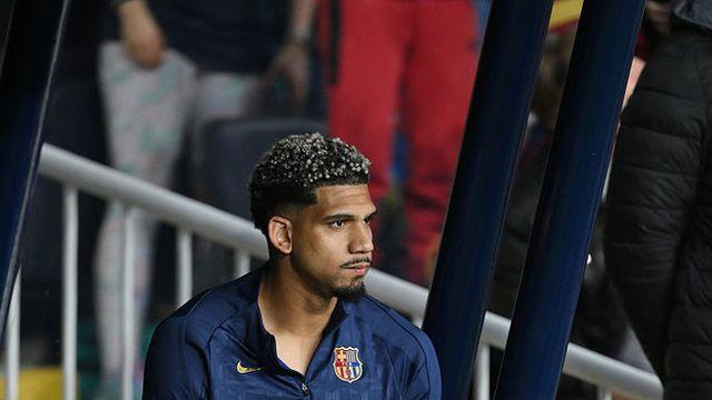 '무기한 휴식' 아라우호, '영적 여행' 떠났다... 바르셀로나, 