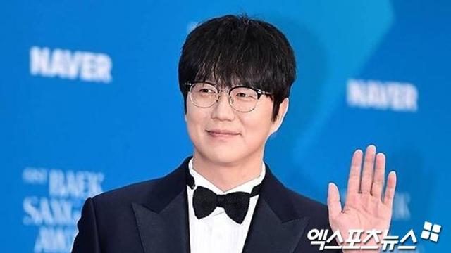 성시경, '10년 매니저 배신' 충격 못 벗어나…