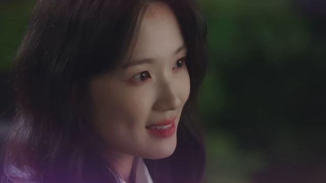 김혜윤, 축구선수 된 로몬과 핑크빛 터졌다 (‘오늘부터 인간입니다만’)