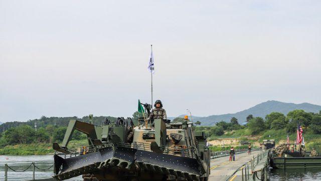 현대로템, 육군·해병대에 장애물개척전차 공급…2500억 규모