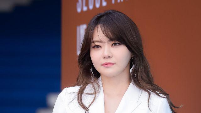 서유리, ‘벗방’ 의혹 해명…악플러 수백명 기소· 처벌