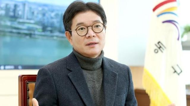 정원오 “제 별명 순한맛 이재명”…오세훈 칭찬엔 ”어쨌든 감사한데“