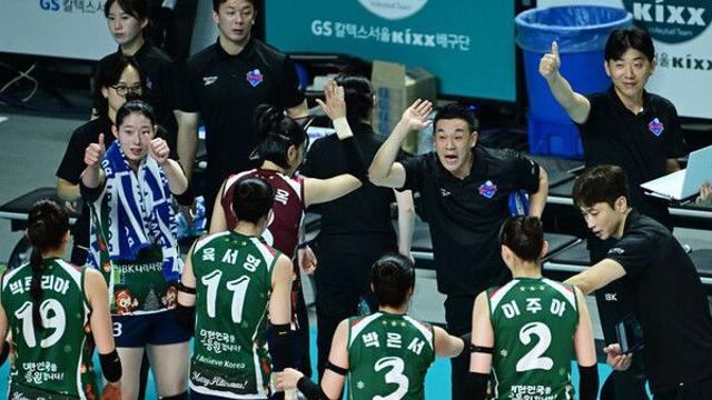 '무패행진' 여오현 감독대행 