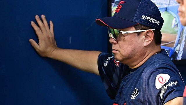 스토브리그 '0입' 롯데, 2026시즌 구상 'IF'에 기대야 하나