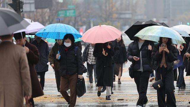 전국 곳곳 비·눈…강원산지 대설주의보