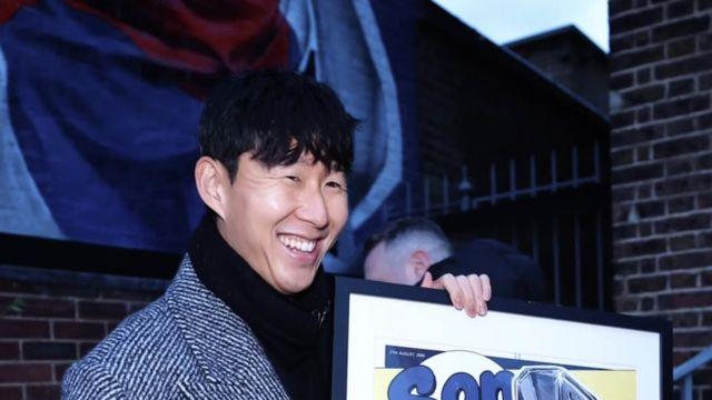 “여러분이 지금의 손흥민을 만들았다” 감격의 복귀 소감 전한 SON→토트넘 전설 작별 인사