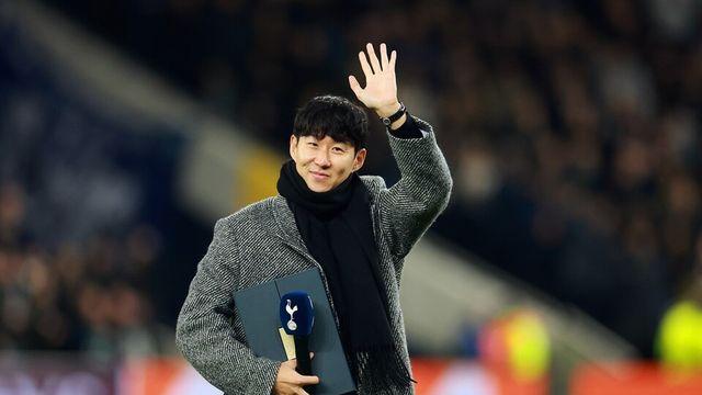 손흥민, 토트넘 팬들과 작별 인사… 