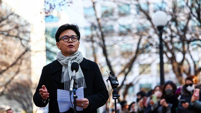 한동훈, 李 대통령에 “통일교, 겁먹고 민주 인사 공개 안해”