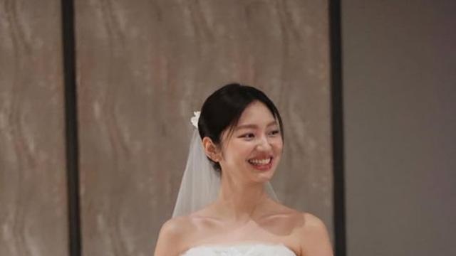 '이친자' 최유화, '결혼+임신' 겹경사…