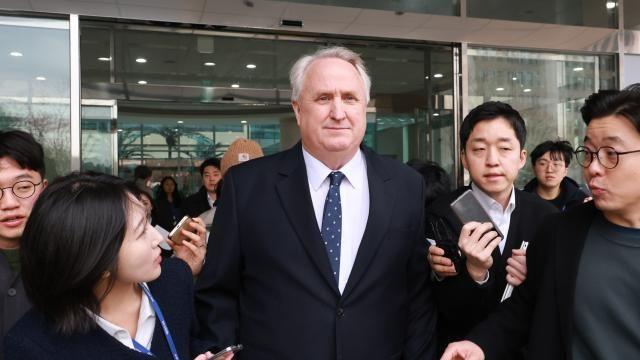 與, '인요한 의원 사퇴'에 