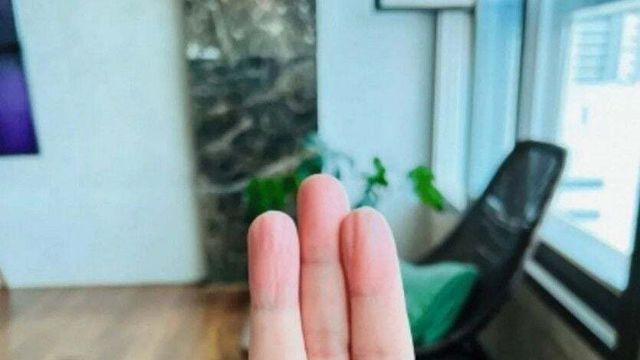 극소수만 된다는 손동작