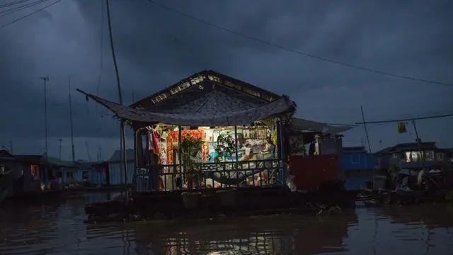 캄보디아 상류층들의 사치스러운 여가생활