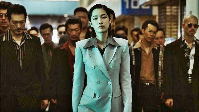 벌써 '시즌2' 간다…넷플릭스·티빙 기대작 제치고 1위 휩쓴 700억 한국 드라마