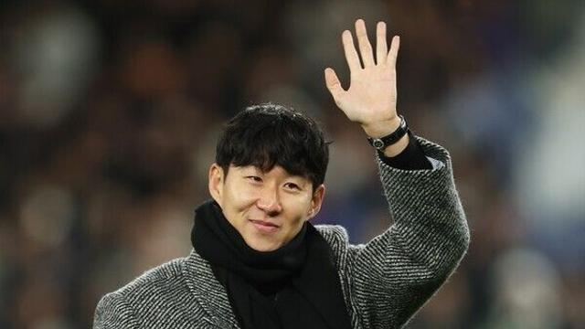 직접 감격스러운 소회 밝힌 '173골 토트넘 전설' 손흥민 