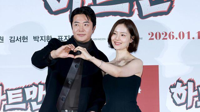 [NC포토] 권상우·문채원, 지금은 하트 타임