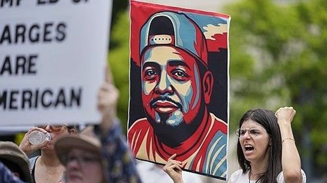 美법원, '트럼프 강경 이민정책 상징' 엘살바도르인 석방 명령