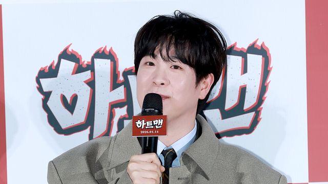 [NC포토] 표지훈, 코트로 더한 잔망