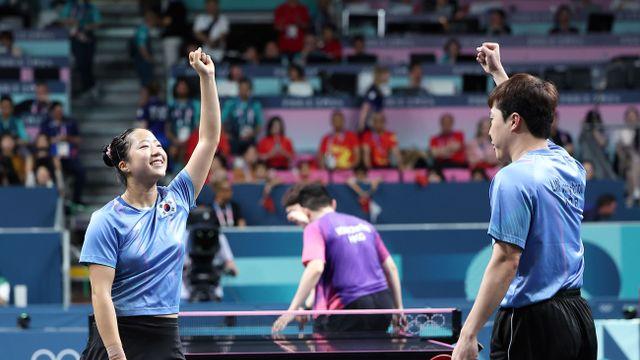 일본 완파했다! 韓 임종훈-신유빈, 세계 4위 3-0 제압…WTT 파이널스 '조 1위 준결승행' 보인다