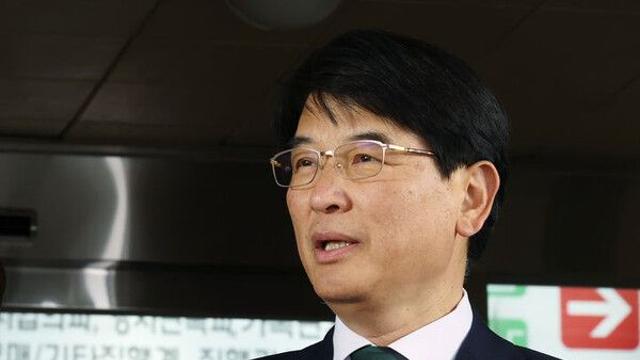 대법, '보좌관 강제추행' 박완주 전 의원 징역 1년 실형 확정