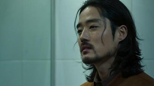 '자백의 대가' 이하율, 전도연 남편 役 열연 펼쳤다…미스터리 포문 여는 강렬 존재감