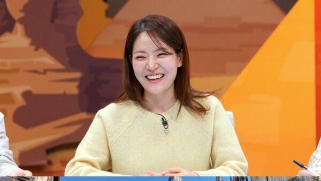 “맛이 없을 수가 없다” 이찬원 극찬...아발 절벽 뷰 레스토랑 먹방 대공개('톡파원 25시')