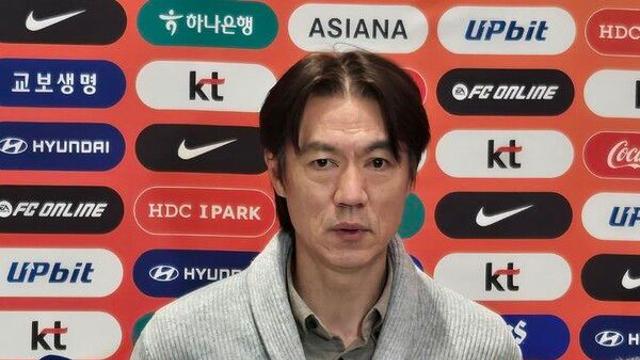 홍명보 축구대표팀 감독 