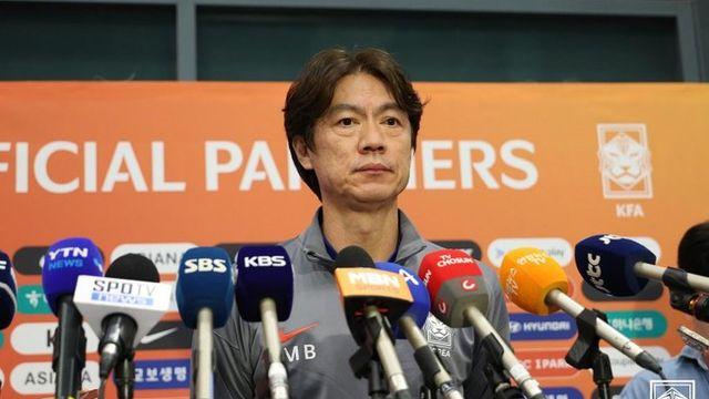 [IN PRESS] “쉬운 조 없다” 홍명보 감독, “멕시코 홈 이점? 나도 2002년에 경험, 잘 준비하겠다”