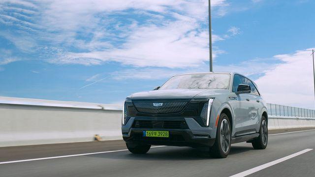 풀 사이즈 SUV의 전기차적 해석… 에스컬레이드 IQ 시승기(+영상)