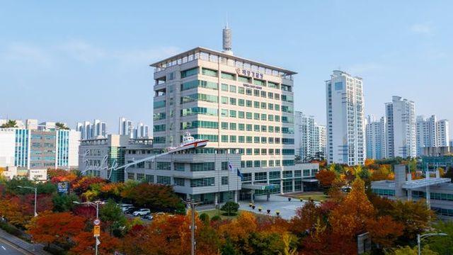 해양경찰악대, 연말연시 맞아 복지시설 찾아 나눔 공연 진행