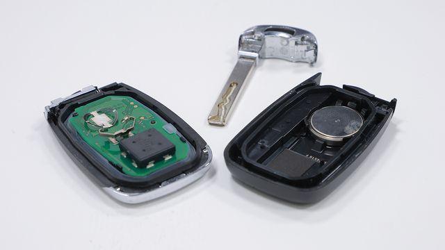 배터리 소모 빠른 겨울… 스마트키 방전됐다면, '이렇게' 한번 해보세요