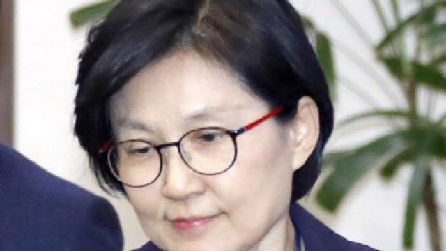 ‘이상직 인사 특혜’ 조현옥 “부당 기소”…檢, 징역 1년 구형