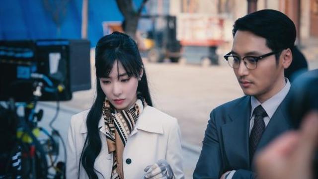 [단독] 변요한♥티파니 영, 비주얼 부부의 탄생... ‘삼식이 삼촌’이 맺어준 인연 [종합]