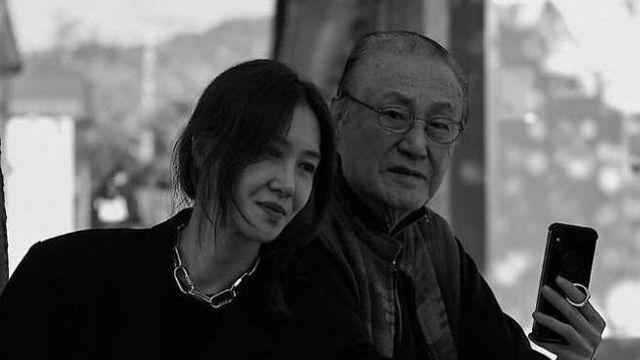 ‘엄태웅 아내’ 윤혜진, 부친상 심경 밝혔다 “위로가 큰 힘”