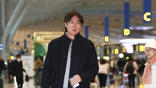 홍명보 감독, 북중미월드컵 조 추첨·베이스캠프 답사 마치고 귀국