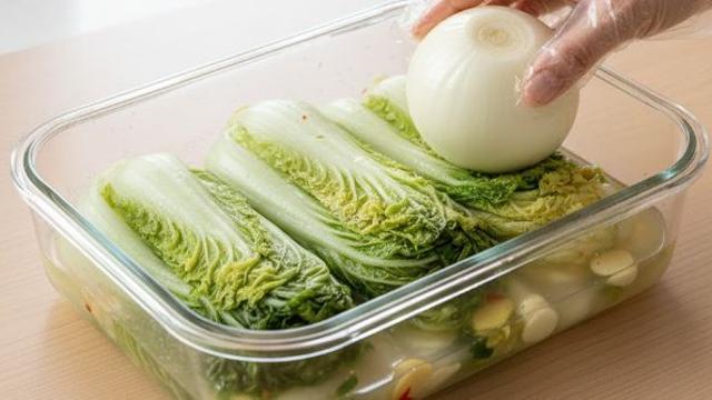 백김치엔 사이다 대신 '이것'...종가집 며느리도 깜짝 놀랍니다