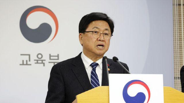 교육부, 다음달 교권 보호 방안 발표…영유아 사교육 통계도 마련(종합)