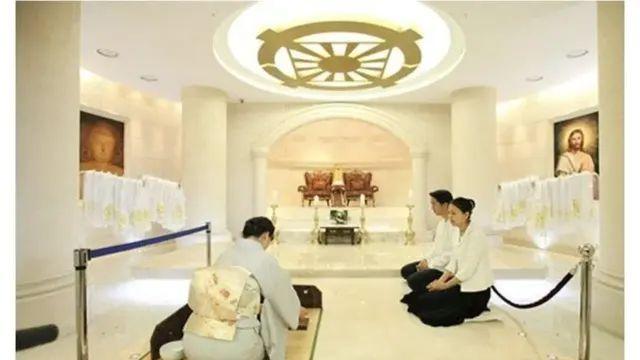 기묘한 통일교 천복궁 내부