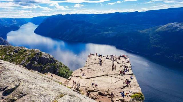 “걷는 순간 여행이 시작된다”