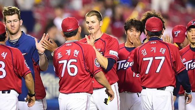 KIA에 진심이었던 외인 타자, '119패' 콜로라도 타격코치 맡는다…