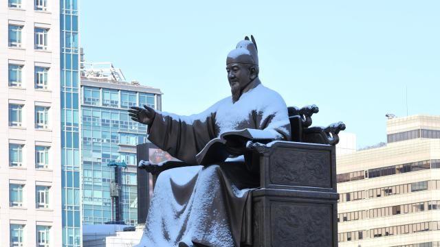 [오늘 날씨] 전국 대부분 비·눈…중부내륙 많은 눈