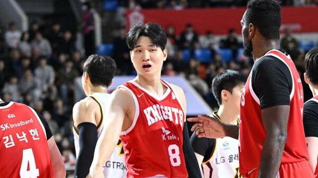 프로농구 SK, '선두' LG 꺾고 연패 탈출…가스공사는 2연승