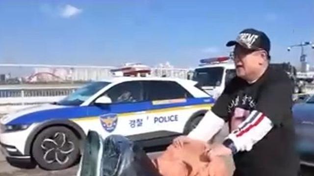 이용식, 통제 후에도 마포대교 점령 눈물 고백