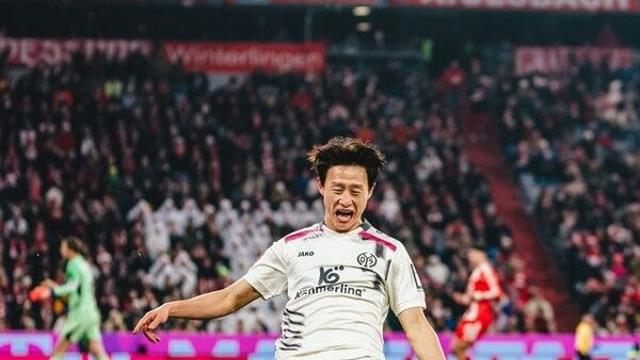 이재성, 김민재와 '코리안더비'서 환상 헤더골…2-2 무승부