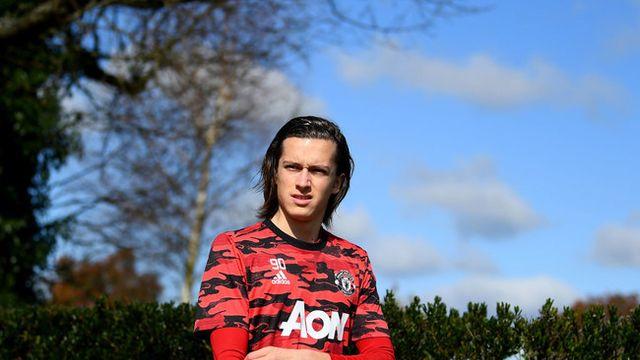 맨유 왜 그랬어…갈락티코 레전드 레프트백 “맨유는 나보다 훨씬 뛰어난 수비수 팔아버렸다”