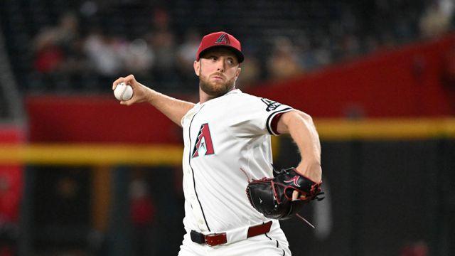 ‘KBO 역수출→MLB 대들보’ 켈리의 화려한 귀환, 2년 4000만 달러에 친정 복귀 “애리조나서 은퇴하고파”