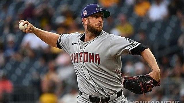 ‘SK 출신’ 켈리, 전 소속팀 MLB 애리조나와 591억원에 2년 계약