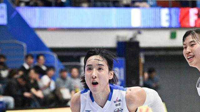 ‘김단비 22점’ 여자농구 우리은행 3연승·단독 4위…신한 3연패