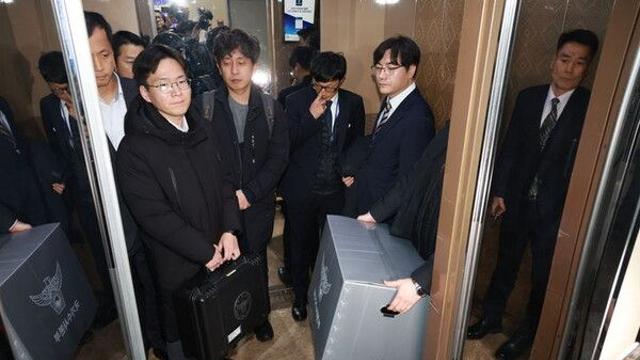 경찰, '통일교 게이트' 압수수색 약 16시간 만 종료(종합)