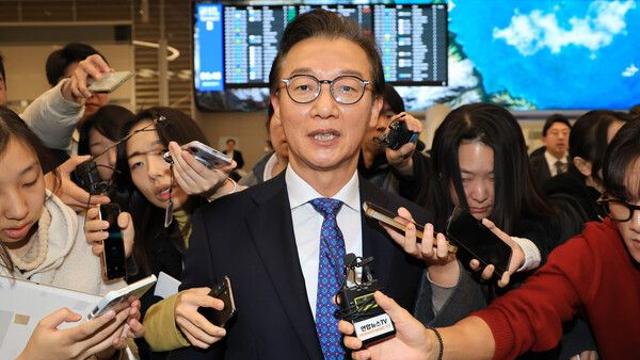 전재수, 통일교 자서전 논란…'특검 공방' 격화